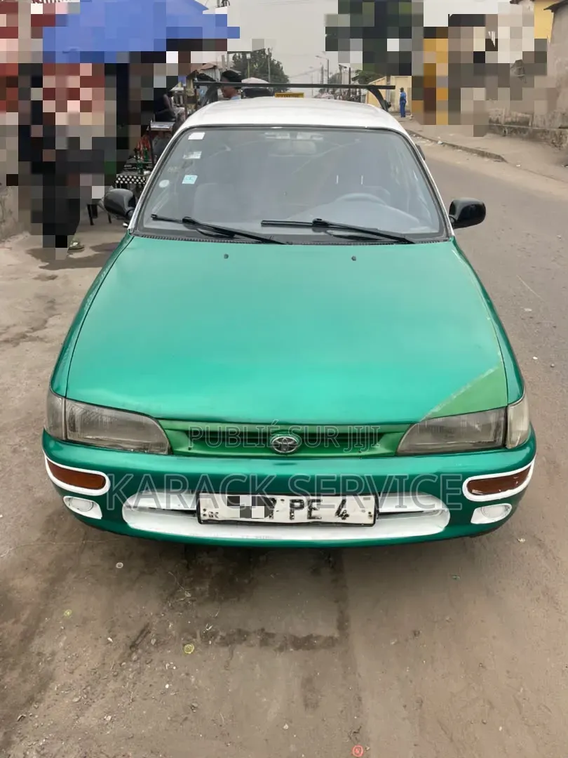 Toyota Corolla 2016 Vert
