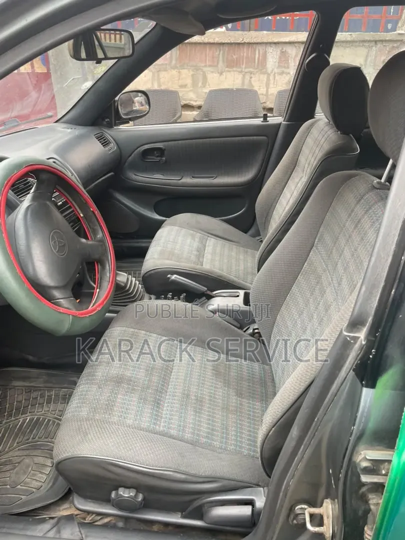 Toyota Corolla 2016 Vert