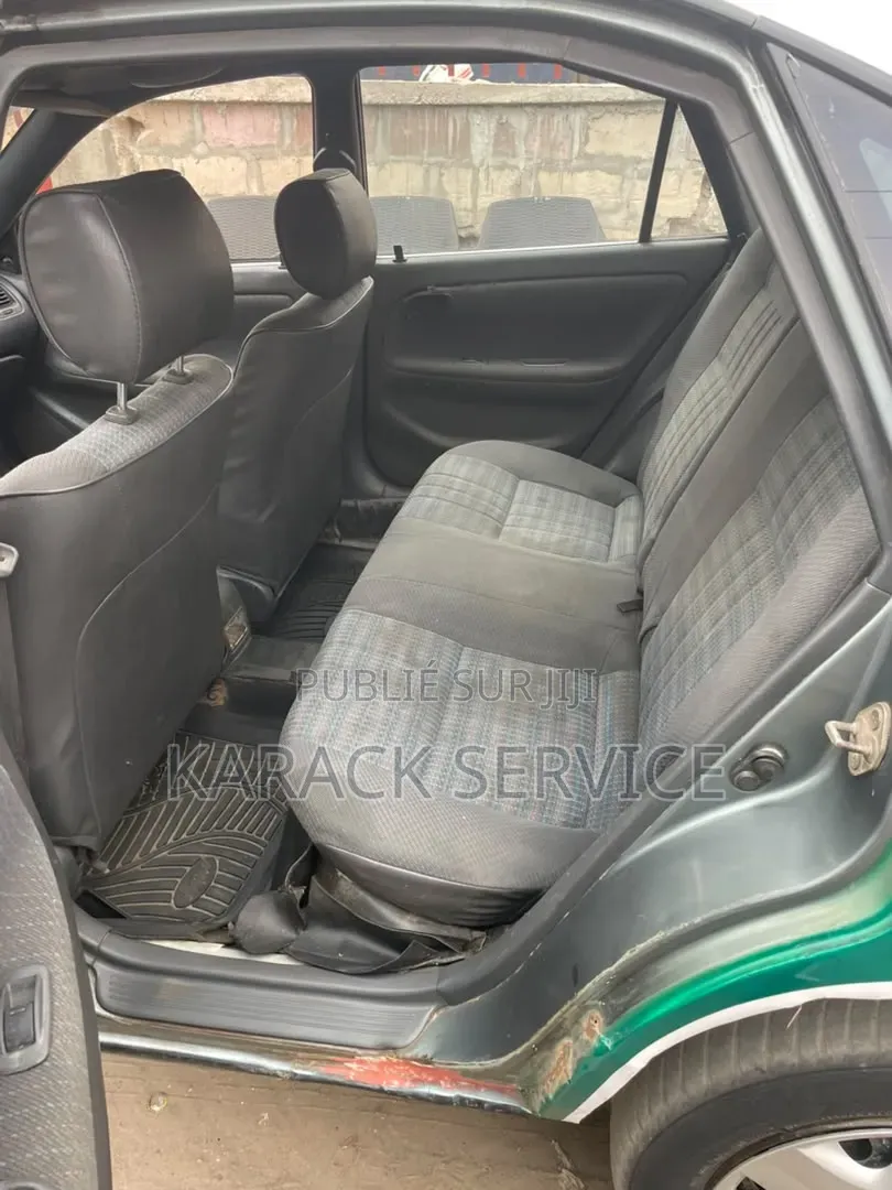 Toyota Corolla 2016 Vert