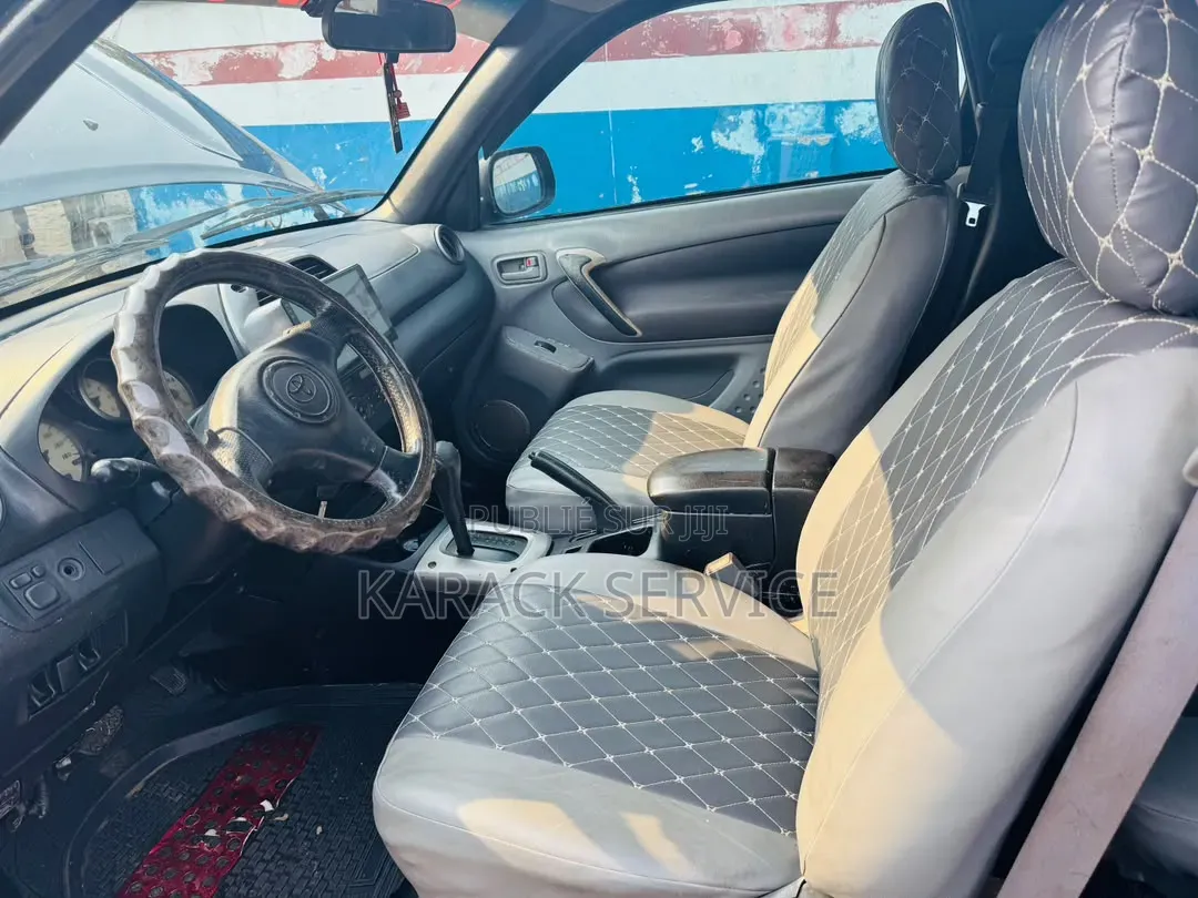 Toyota RAV4 2015 Noir
