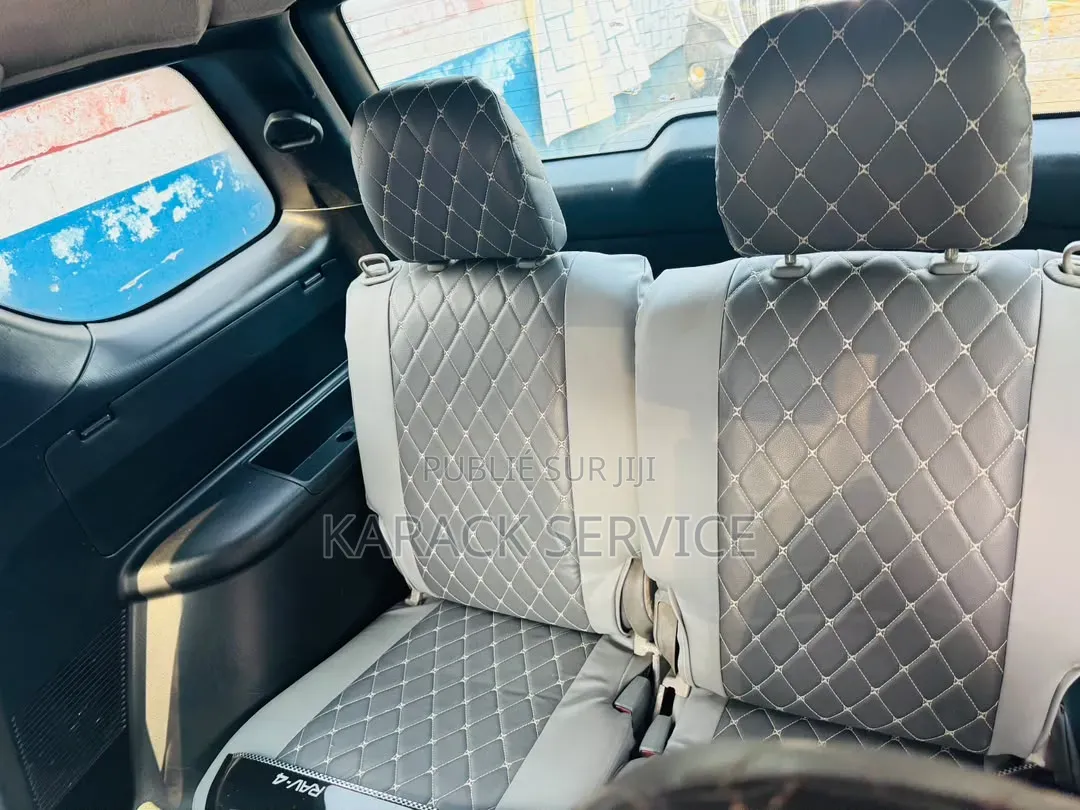 Toyota RAV4 2015 Noir