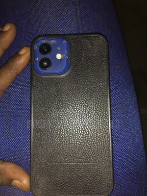 Apple iPhone 12 64 GB Bleu