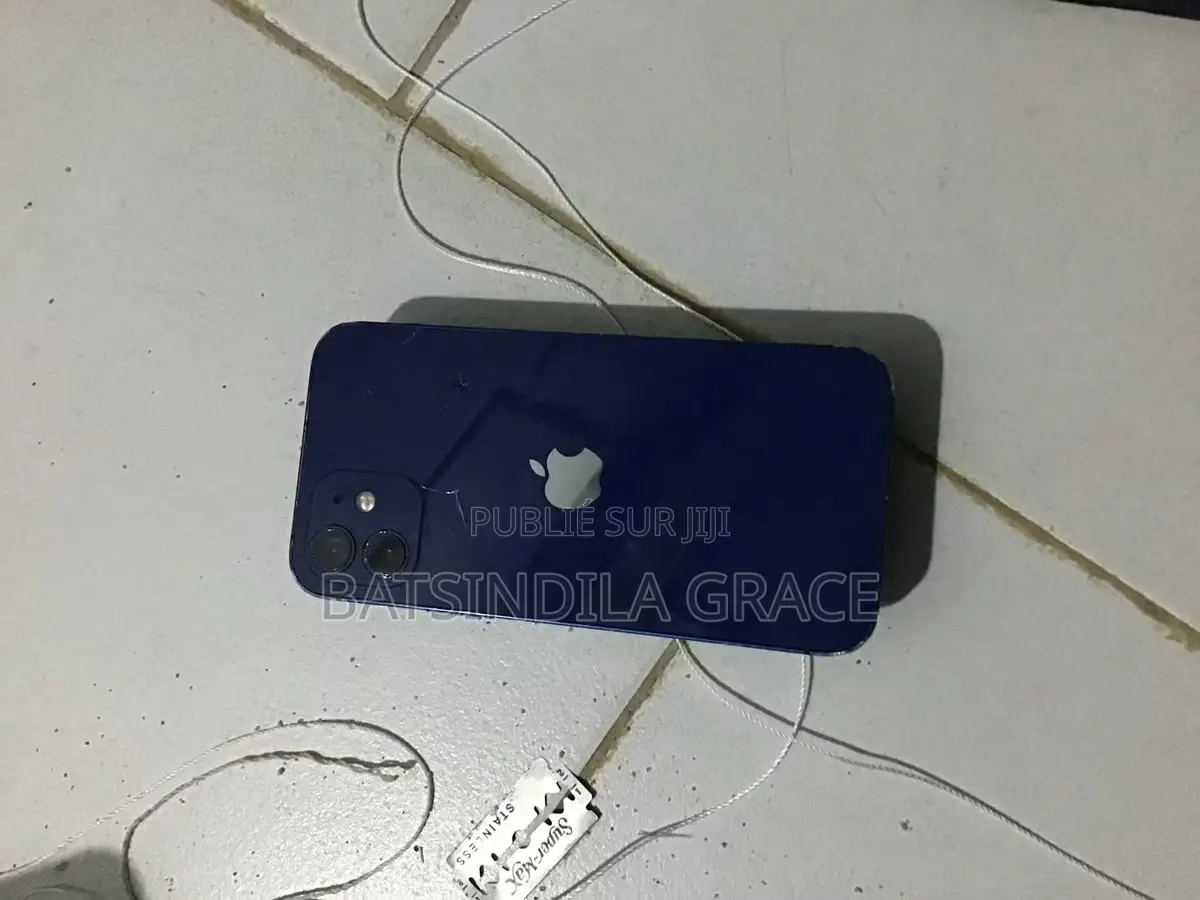 Apple iPhone 12 128 GB Noir