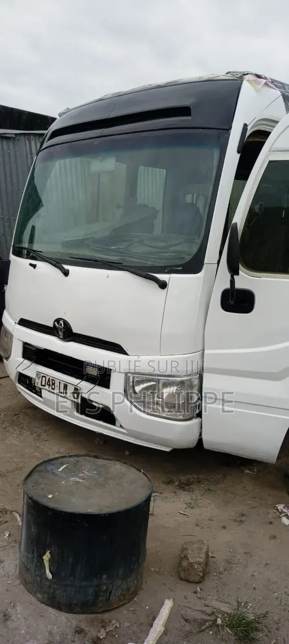 Toyota Toyoace 2017 Blanc