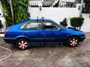 Toyota Corolla 2021 Bleu