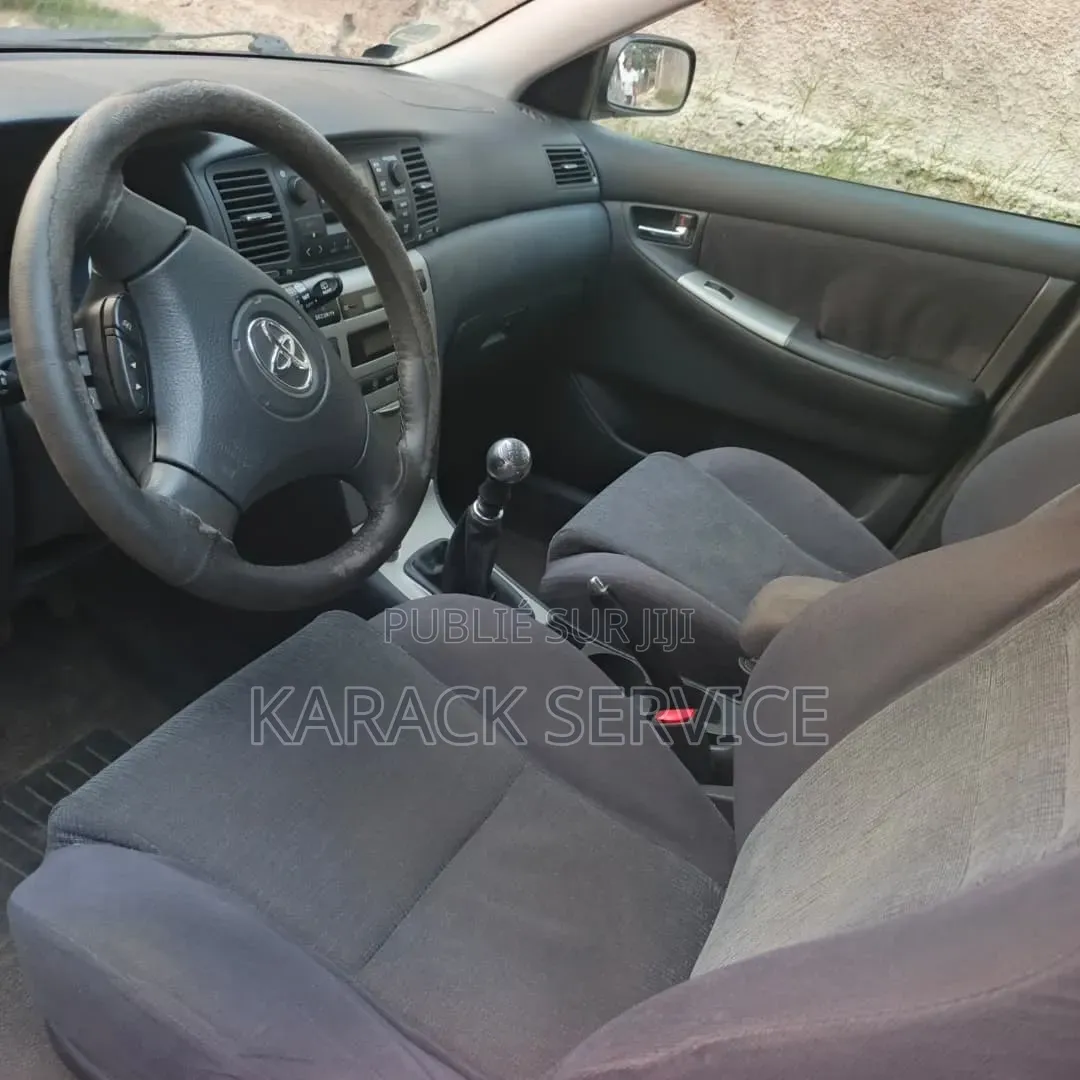 Toyota Corolla 2023 Noir