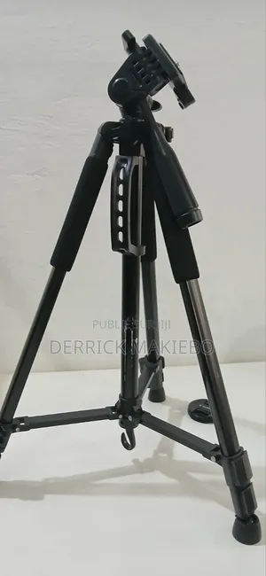 Appareil Photo, Avec Trépied Et Deux Batterie