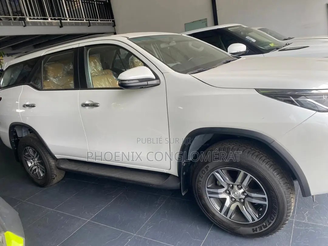 Toyota Fortuner 2020 Blanc