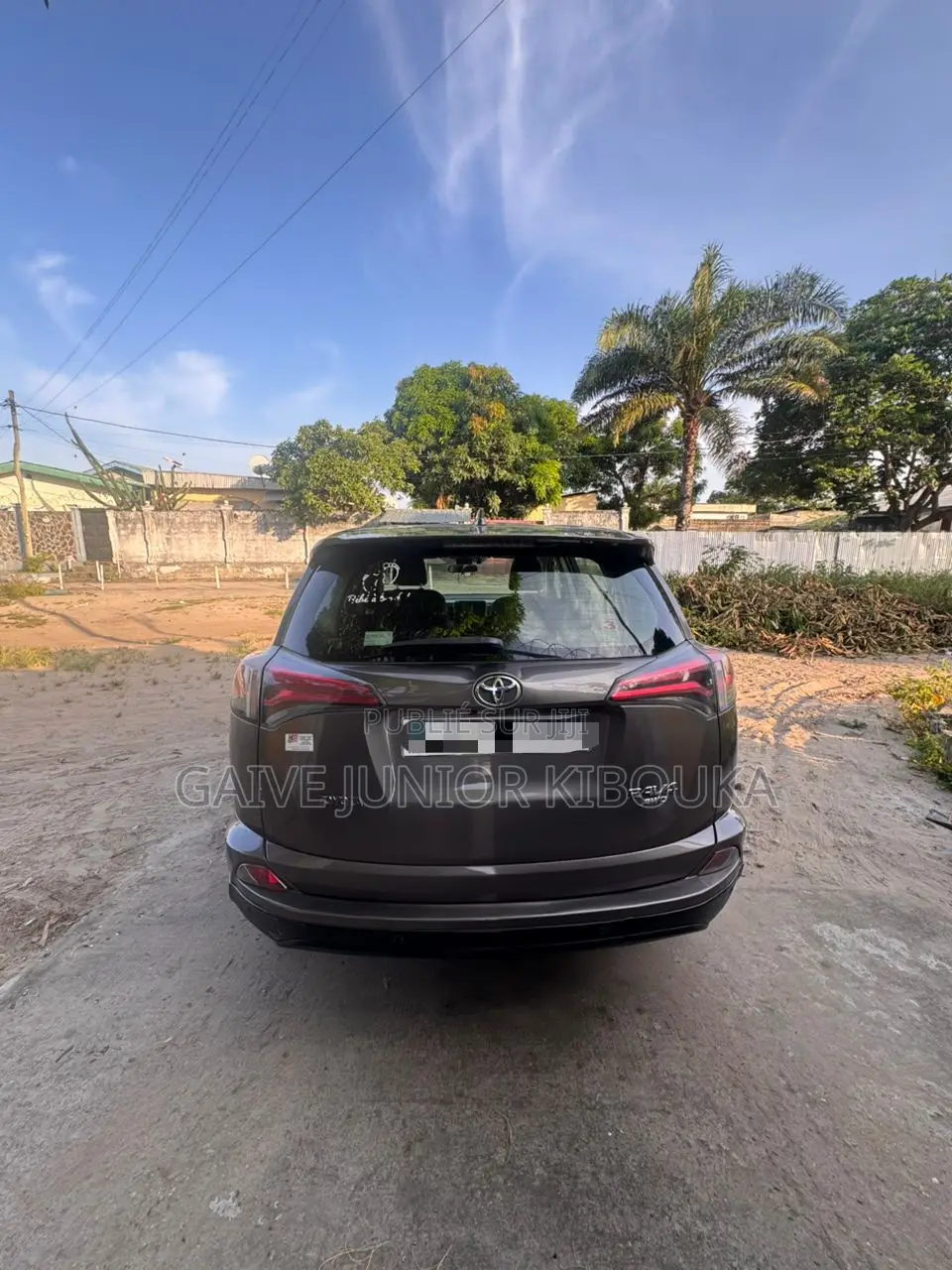 Toyota RAV4 LE AWD (2.5L 4cyl 6A) 2017 Marron
