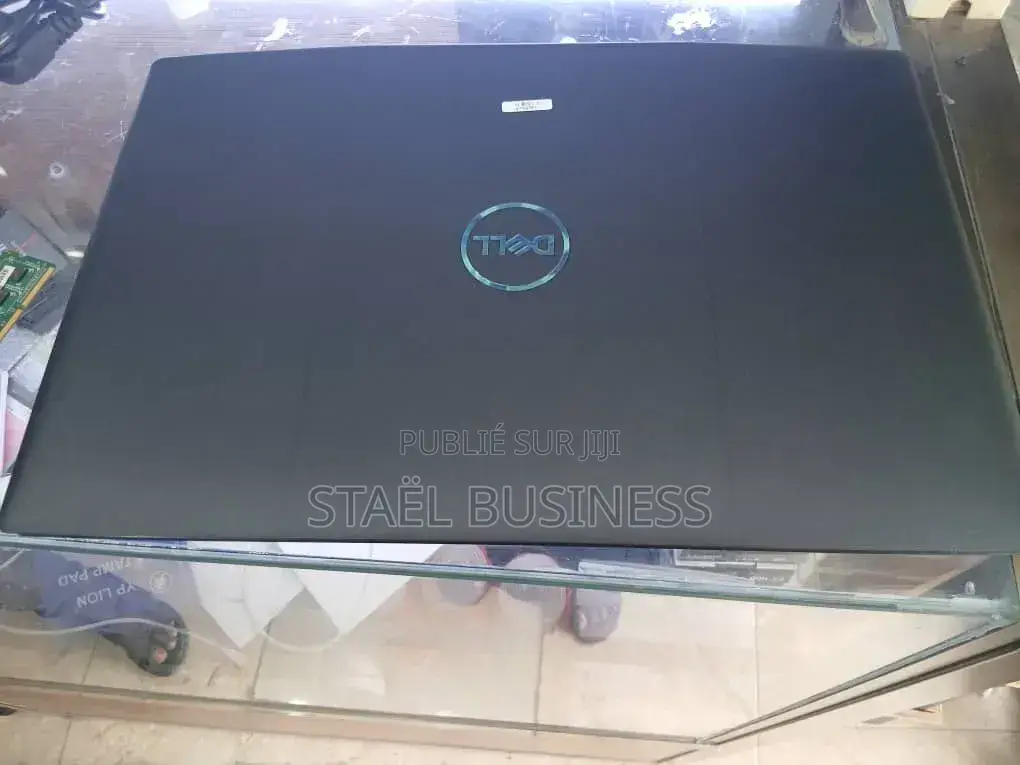 Nouveau Ordinateur portable Dell Vostro 15 3520 16GB Nvidia SSD 512GB
