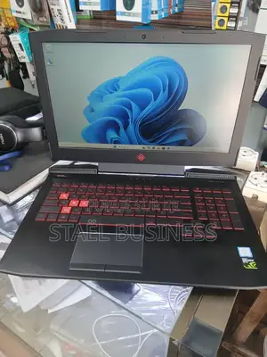 Nouveau Ordinateur portable Dell Vostro 15 3520 16GB Nvidia SSD 512GB