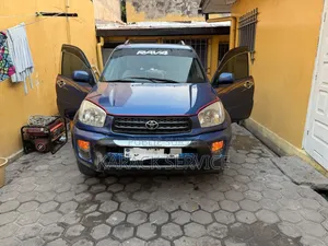 Toyota RAV4 2014 Bleu