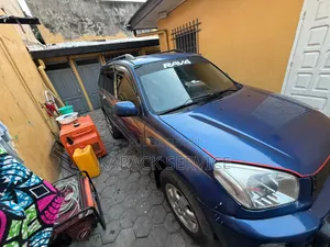 Toyota RAV4 2014 Bleu