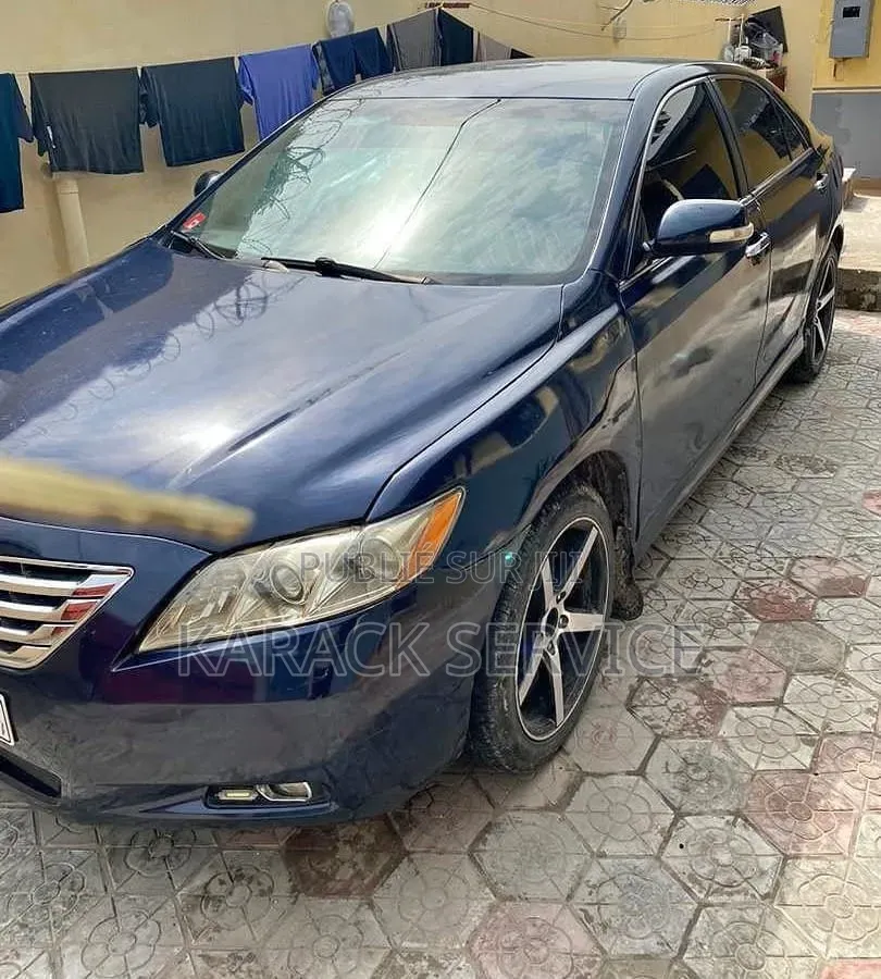 Toyota Camry 2019 Bleu