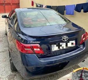 Toyota Camry 2019 Bleu