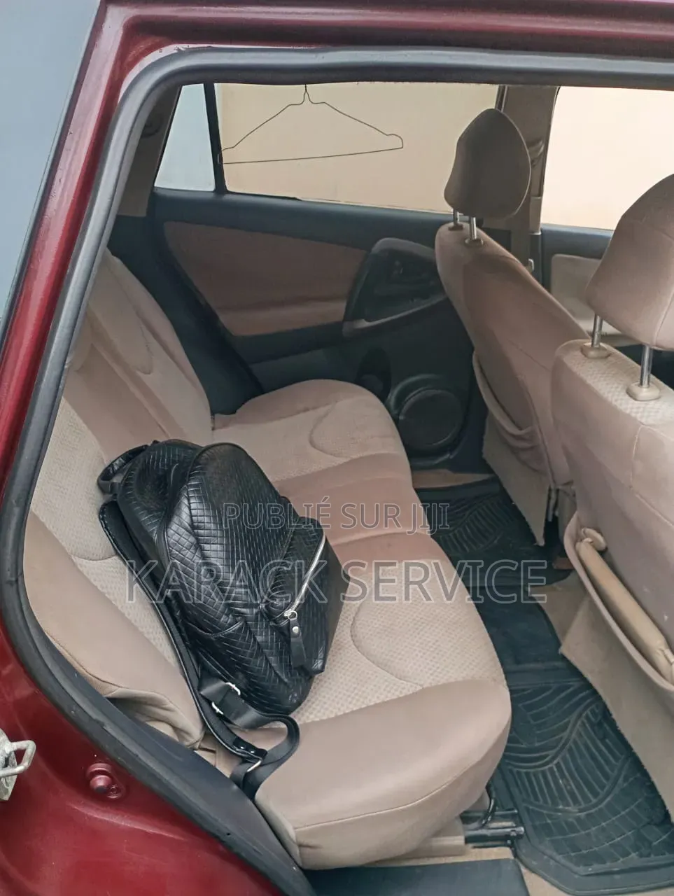 Toyota RAV4 2015 Rouge