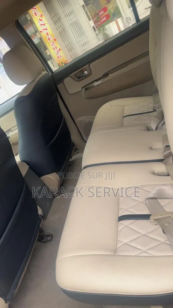 Toyota Fortuner 2018 Blanc