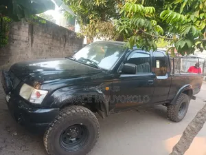 Toyota Hilux 2000 Noir