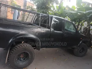 Toyota Hilux 2000 Noir