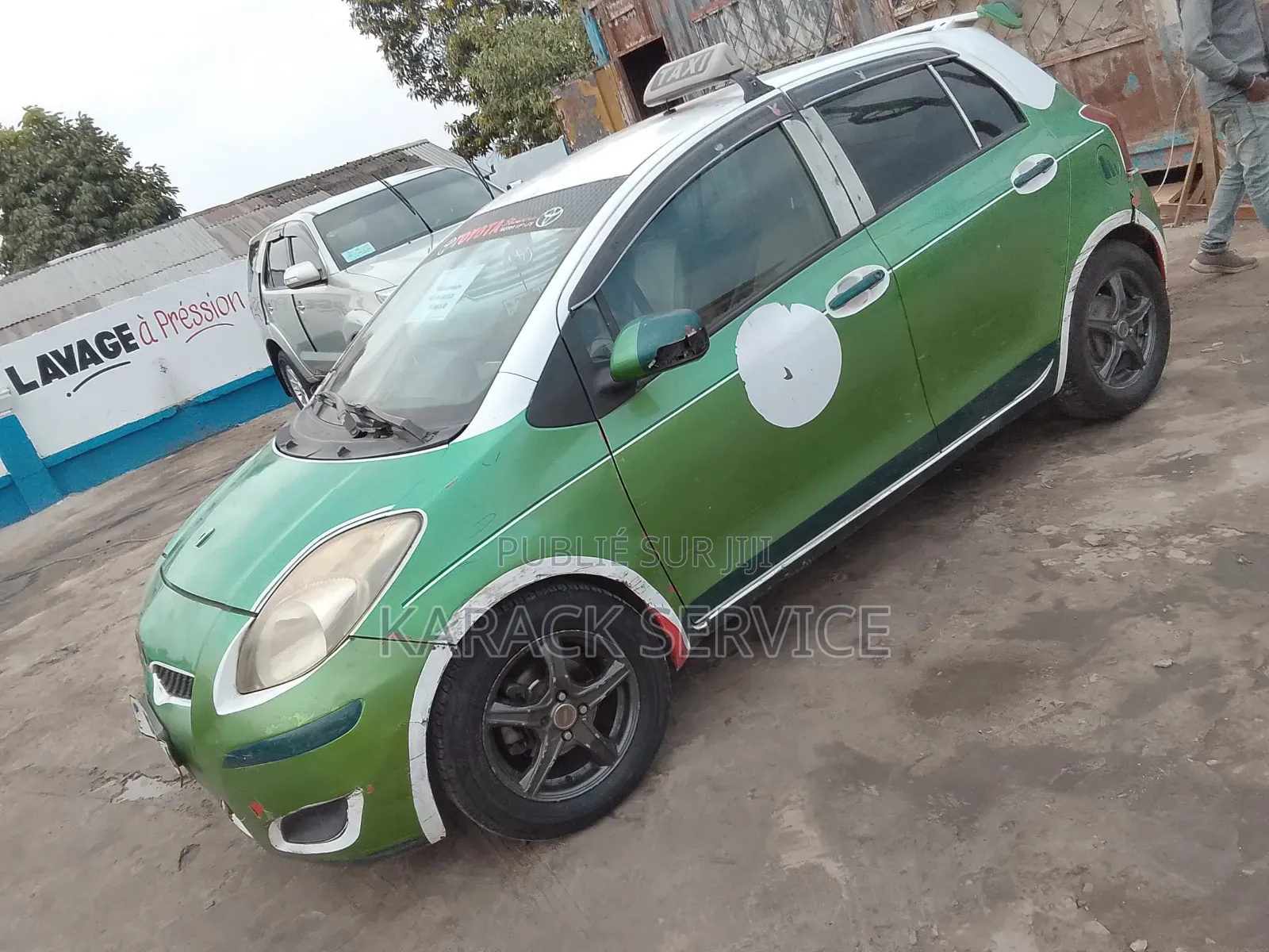 Toyota Yaris 2015 Vert