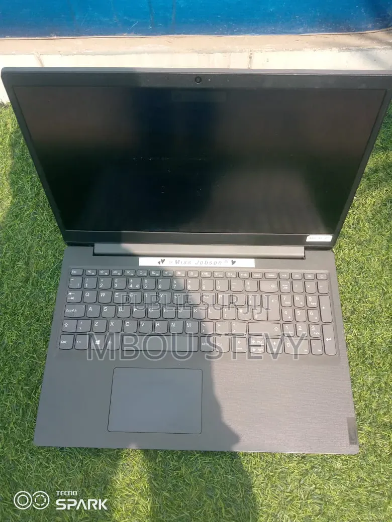 Ordinateur portable Lenovo IdeaPad Z570 8GB Intel Core i5 SSD 256GB