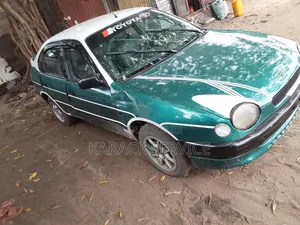 Toyota Corolla 2015 Vert