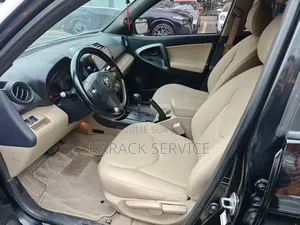 Toyota RAV4 2019 Noir