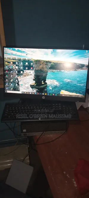 Ordinateur de bureau HP ProDesk 600 G3 4GB Intel Core i3 SSD 500GB