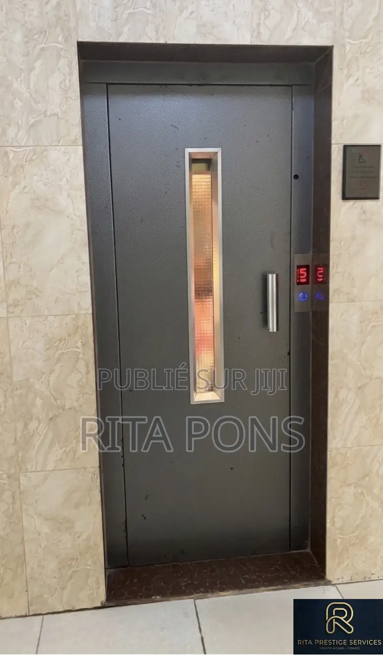 Meublé 2chbre Appartement dans Rita Prestige, Pointe-Noire à Louer