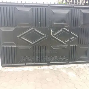 4chbre Appartement dans Ngoyo à Vendre