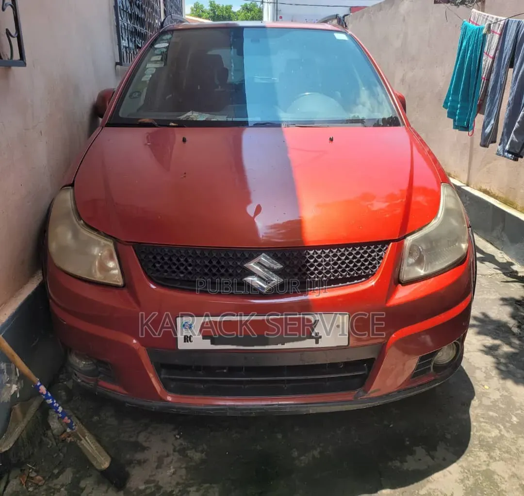 Suzuki SR 2017 Rouge