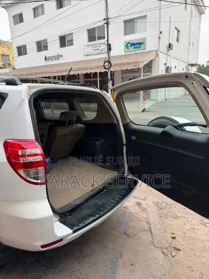 Toyota RAV4 2019 Blanc