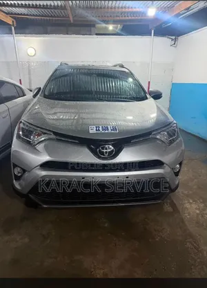 Toyota RAV4 2016 Gris