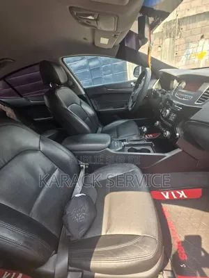 Kia K5 2018 Noir