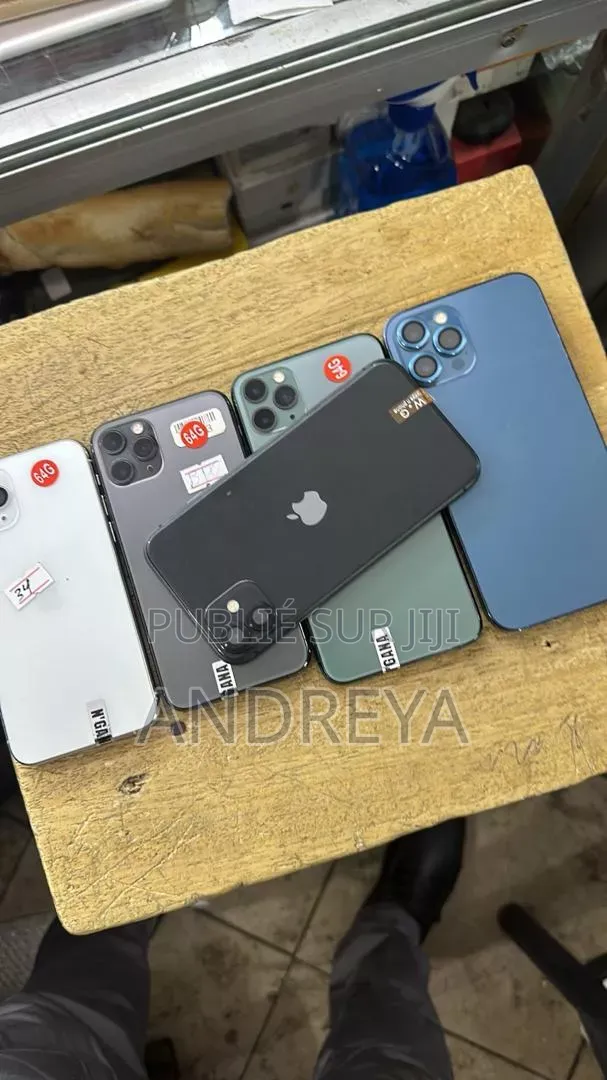 Nouveau Apple iPhone 14 Pro Max 128 GB Gris