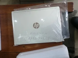Ordinateur portable HP 240 G4 8GB Intel Core i5 SSD 256GB