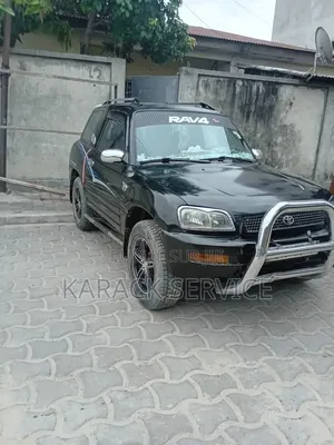 Toyota RAV4 2015 Noir