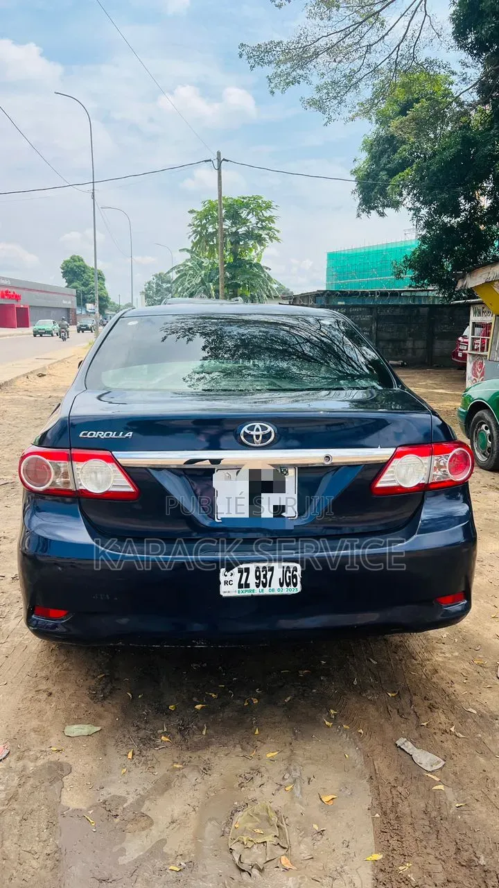 Toyota Corolla 2018 Bleu
