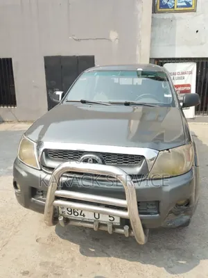 Toyota Hilux 2015 Gris