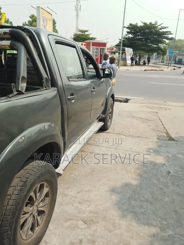 Toyota Hilux 2015 Gris
