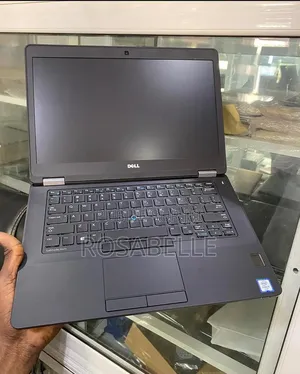 Nouveau Ordinateur portable Dell 14 Premium 8GB Intel Core i5 SSD 512GB