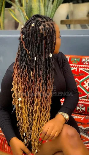 Gypsy Locs Disponible