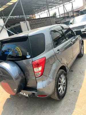 Toyota Rush 2019 Gris