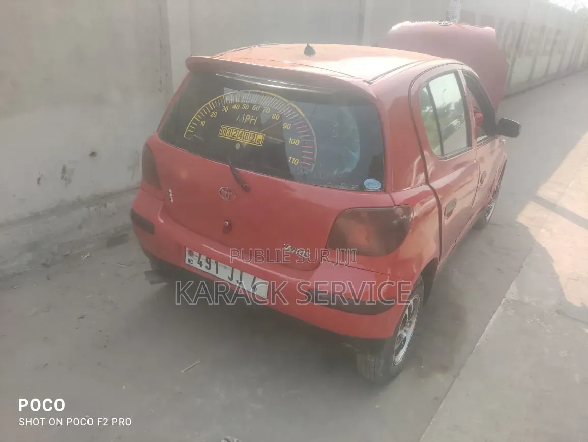 Toyota Yaris 2017 Rouge
