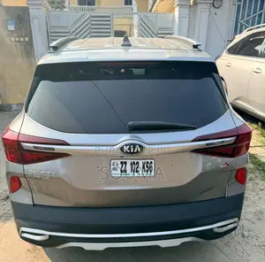Kia Seltos S 2022 Gris