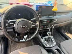 Kia Seltos S 2022 Gris