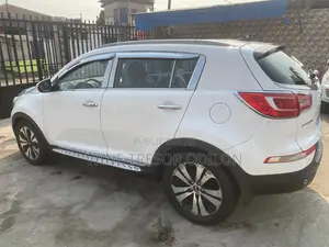 Kia Sportage LX 4dr SUV (2.4L 4cyl 6A) 2013 Blanc cassé