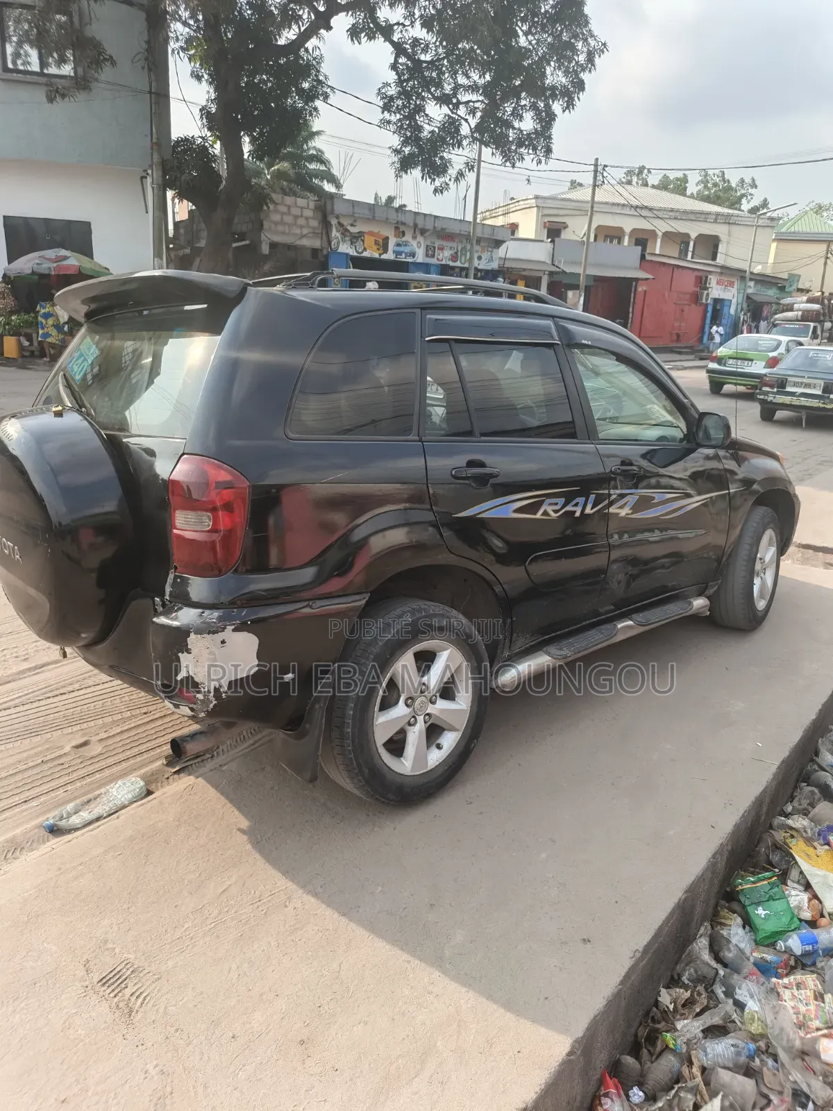 Toyota RAV4 2005 Noir Mat