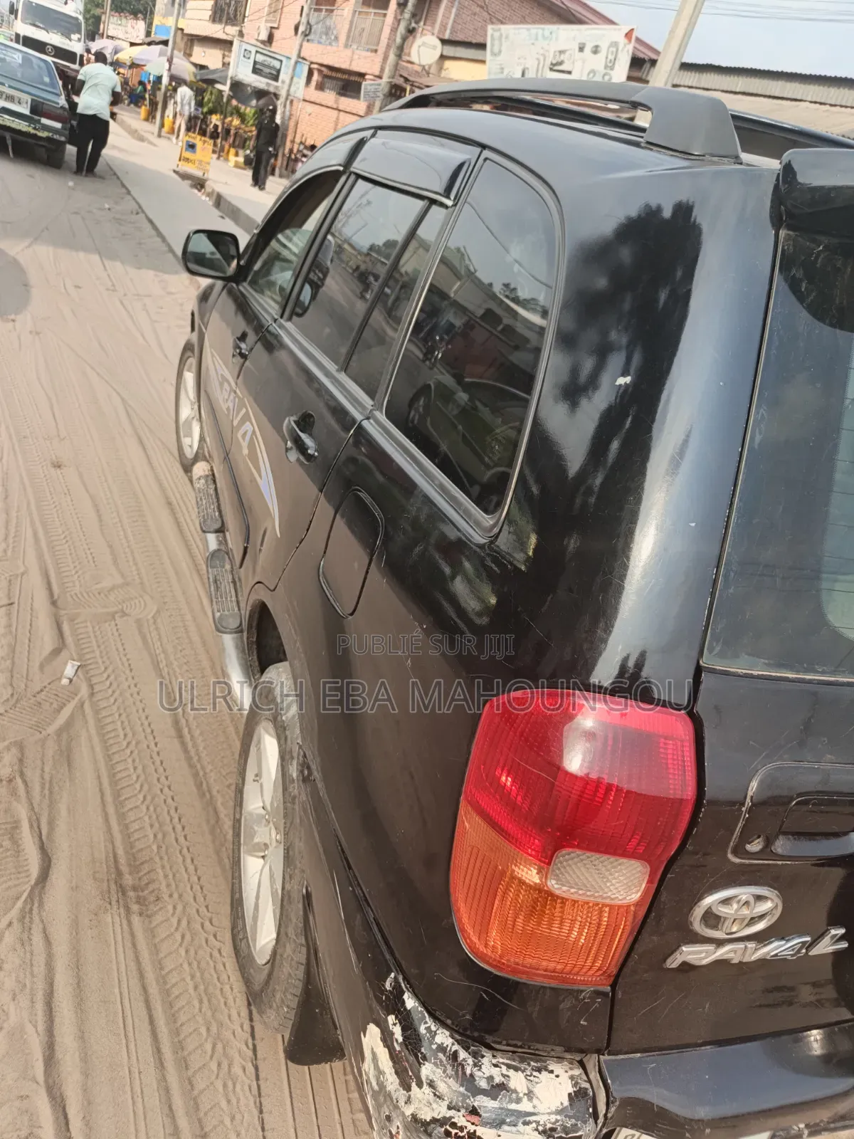 Toyota RAV4 2005 Noir Mat