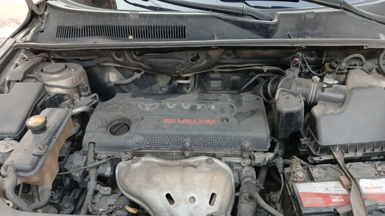 Toyota RAV4 2017 Jaune